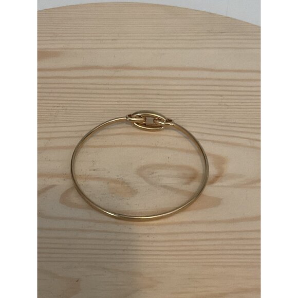 Gold-toned Bangle Bracelet With Oval Clasp Detail 8 Inches - Picture 4 of 5